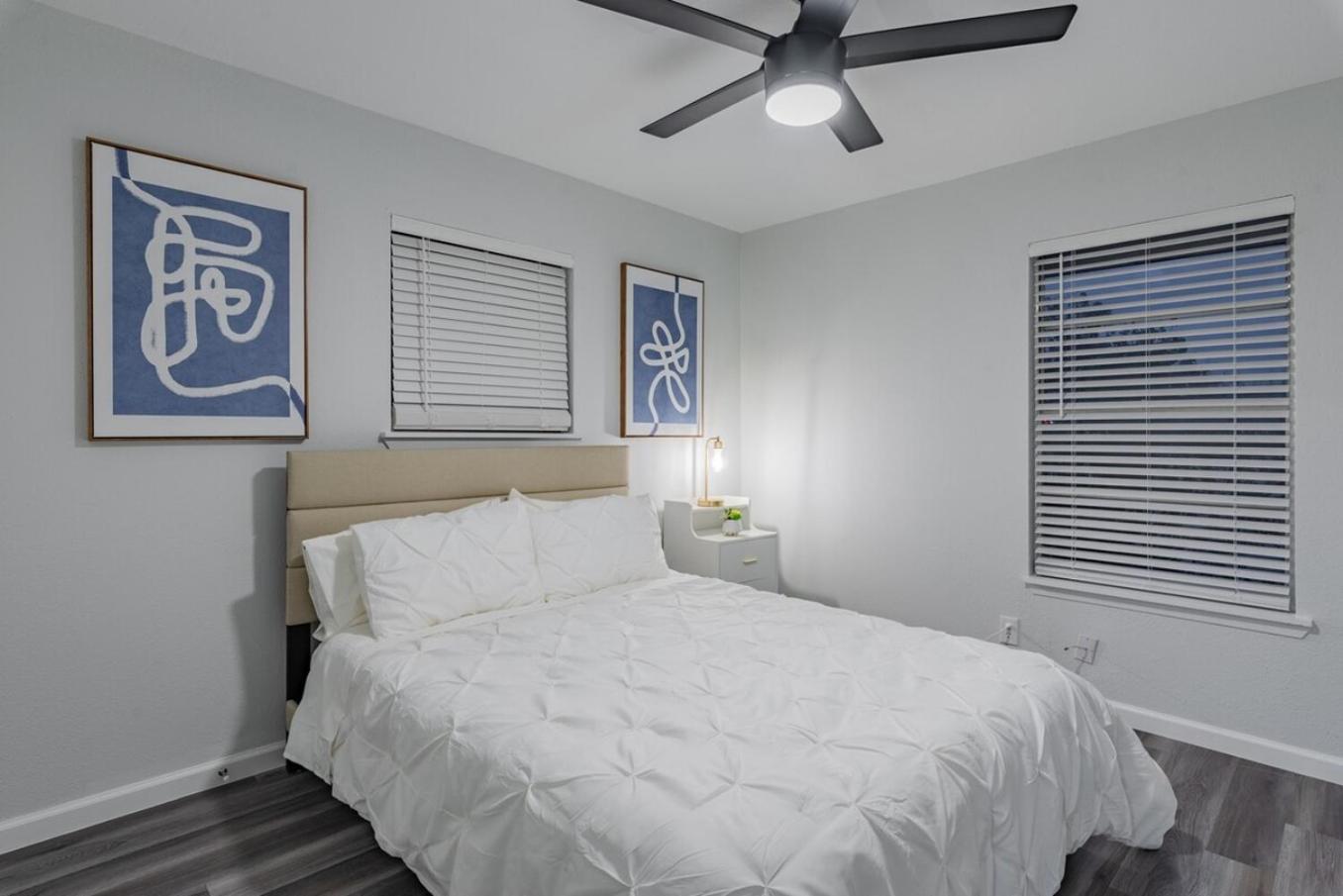 Luxurious Home With Hot Tub & Tree Deck By 6Flags San Antonio Eksteriør billede